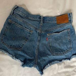 Levi 501 Medium Wash Denim Shorts